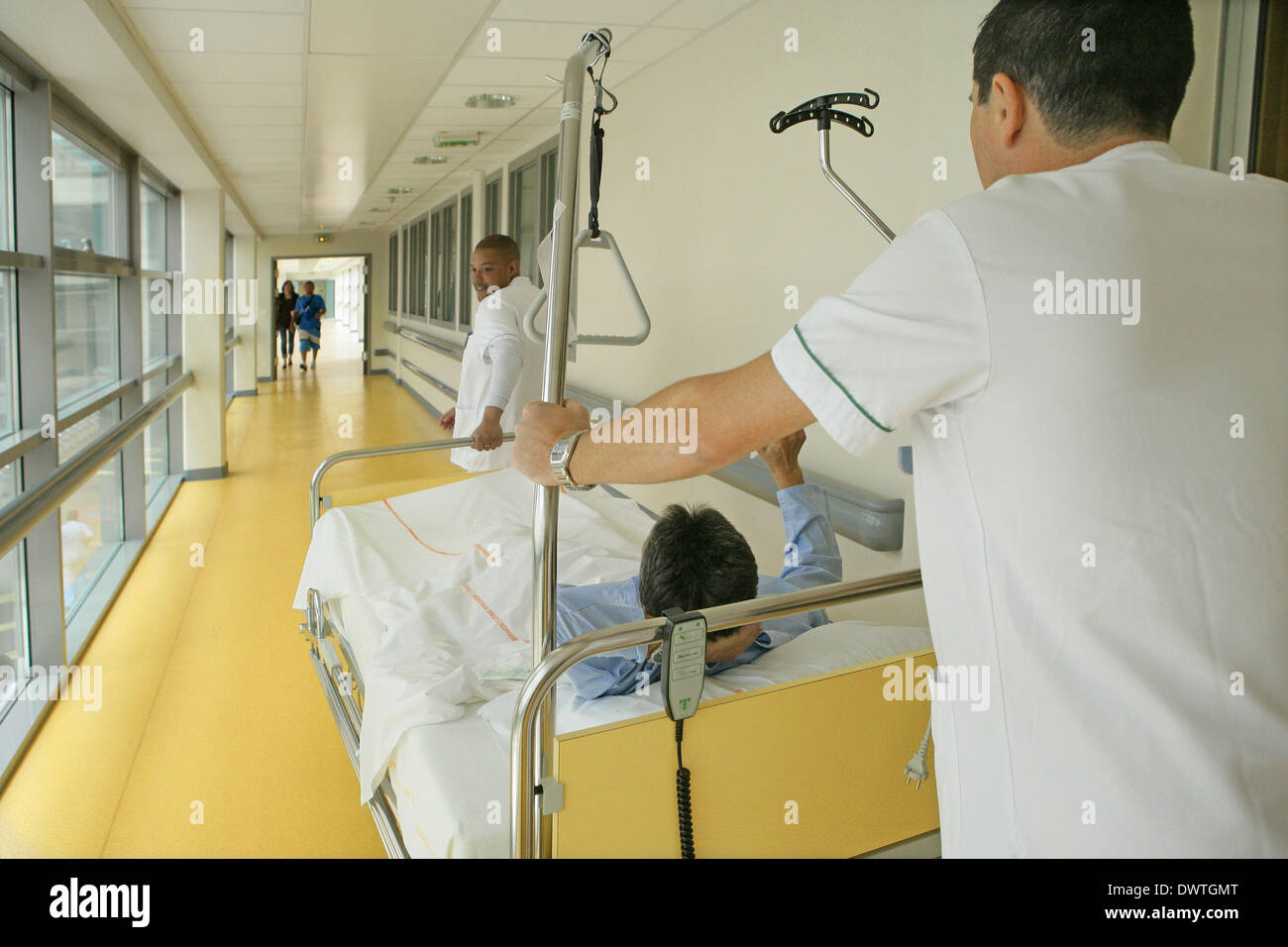 Hospital Porter Stock Photos & Hospital Porter Stock Images - Alamy