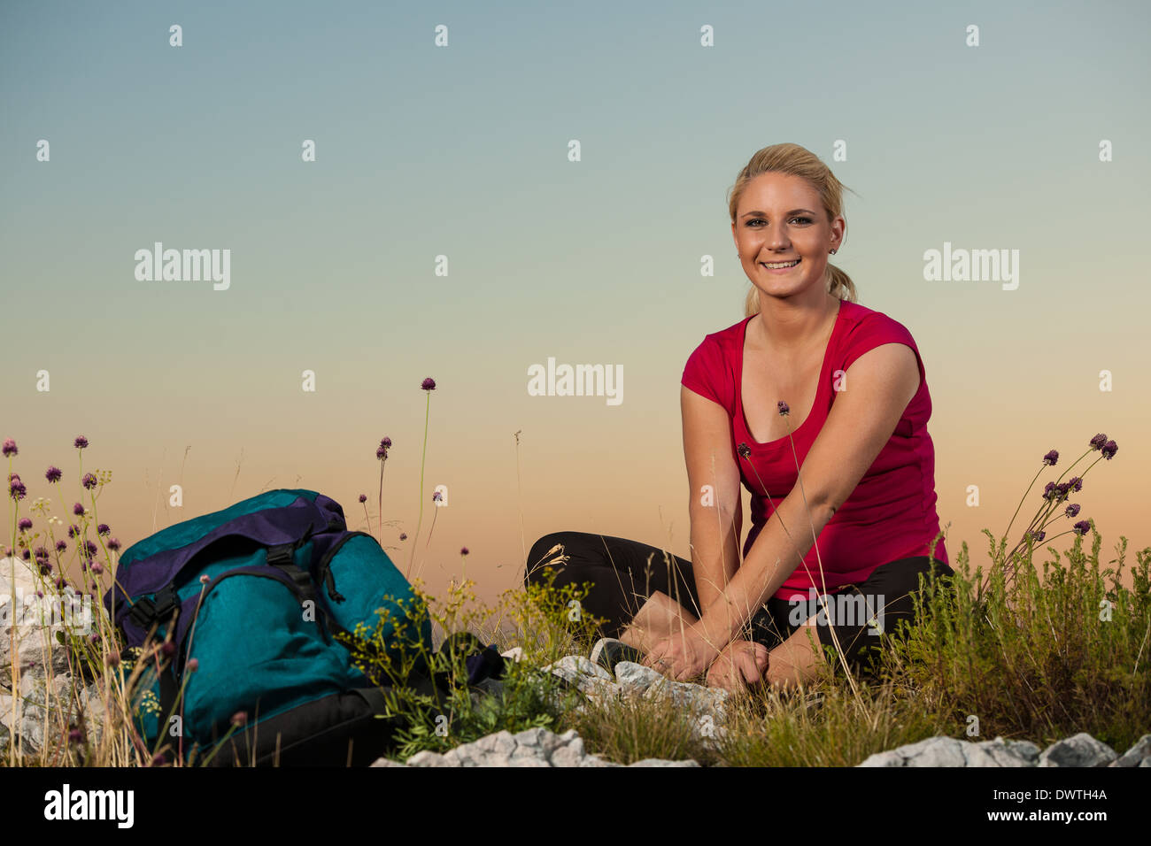 Female hiking and trekking hi-res stock photography and images - Alamy