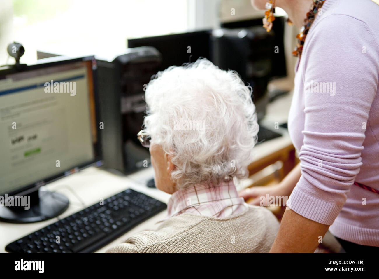 Computing workshop hi-res stock photography and images - Alamy