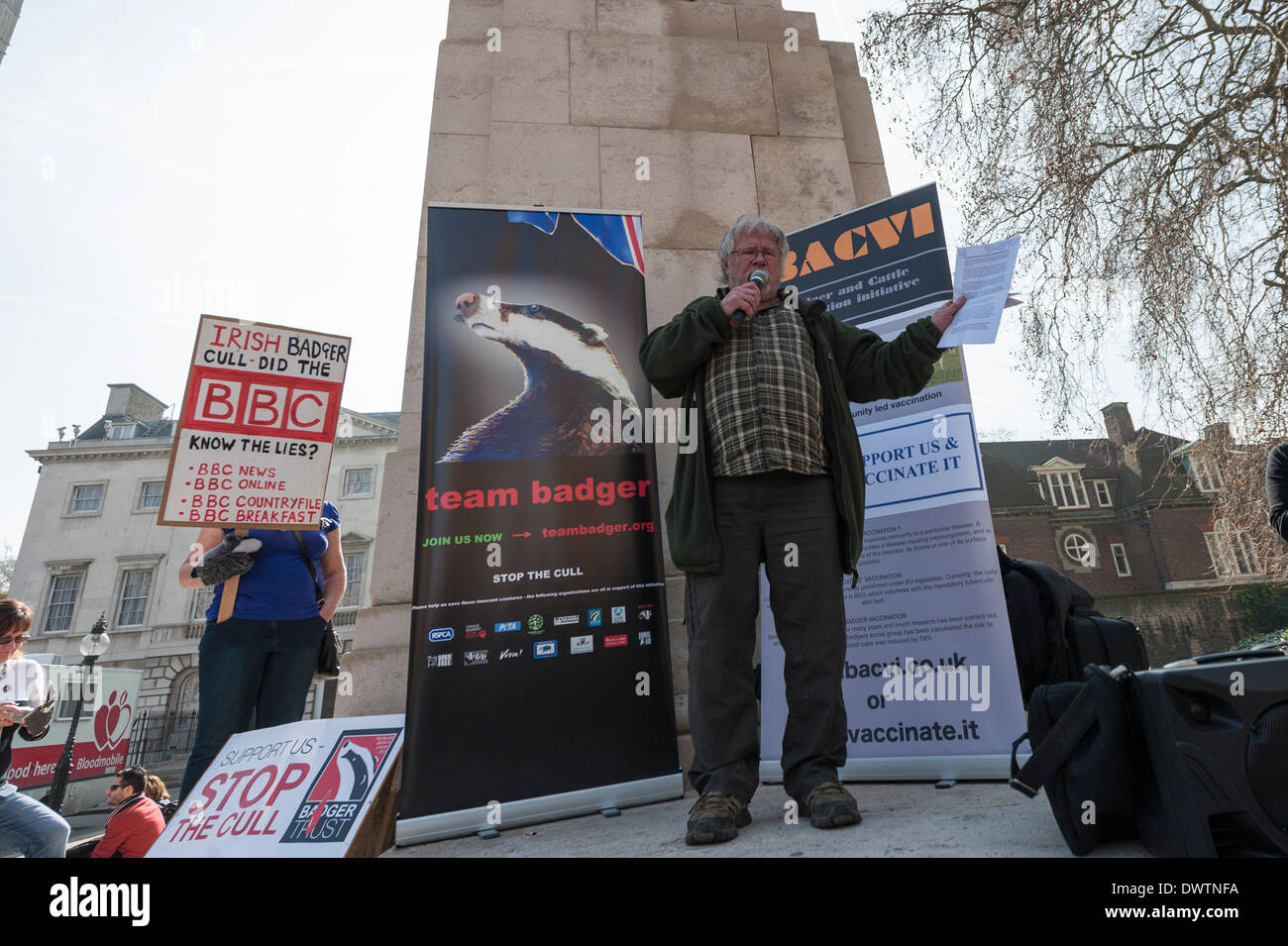 Old Palace Yard, London, UK. 13th March 2014.  To coincide with a debate in Parliament, the Badger Trust and Care for the Wild organised a peaceful anti cull protest at Old Palace Yard opposite Parliament in London. Pictured: BILL ODDIE. Credit:  Lee Thomas/Alamy Live News Stock Photo