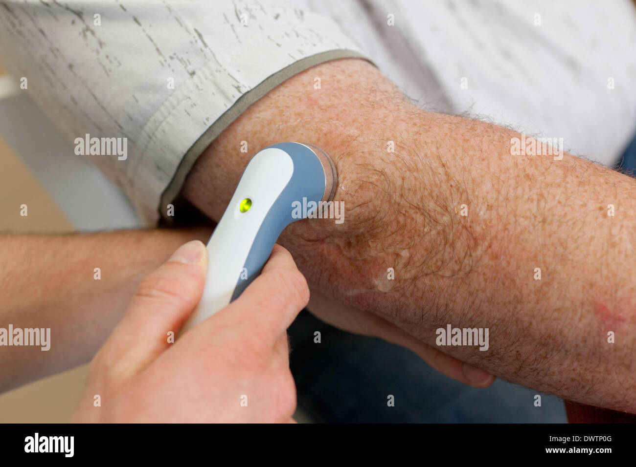Ultrasound system hi-res stock photography and images - Alamy