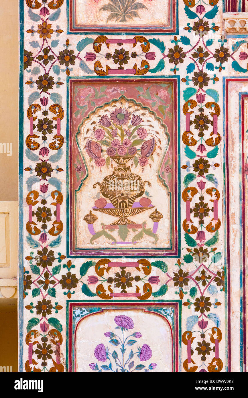 Mughal art hi-res stock photography and images - Alamy