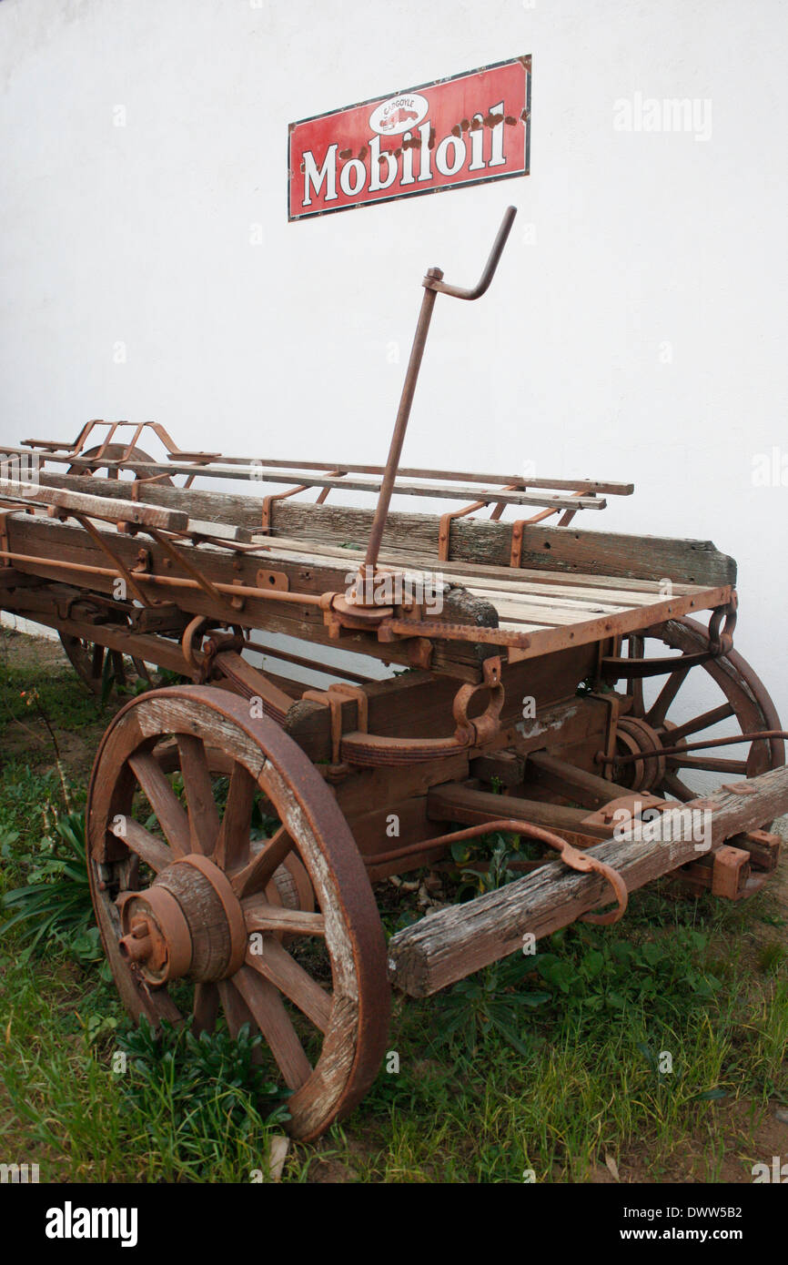an-old-cart-as-seen-at-matjiesfontein-s-transport-museum-stock-photo