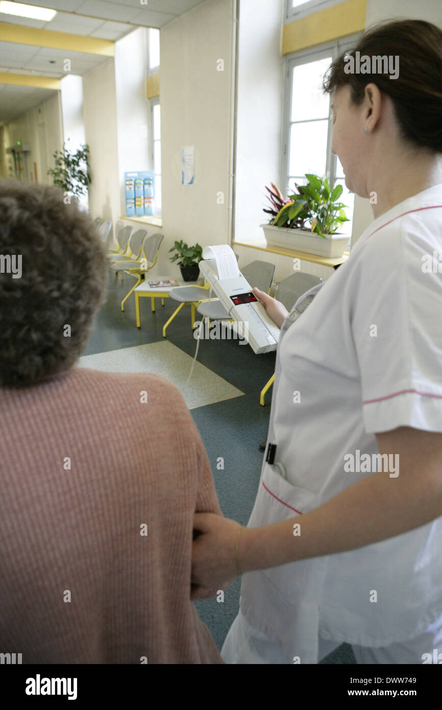 Stress ecg woman hi-res stock photography and images - Alamy