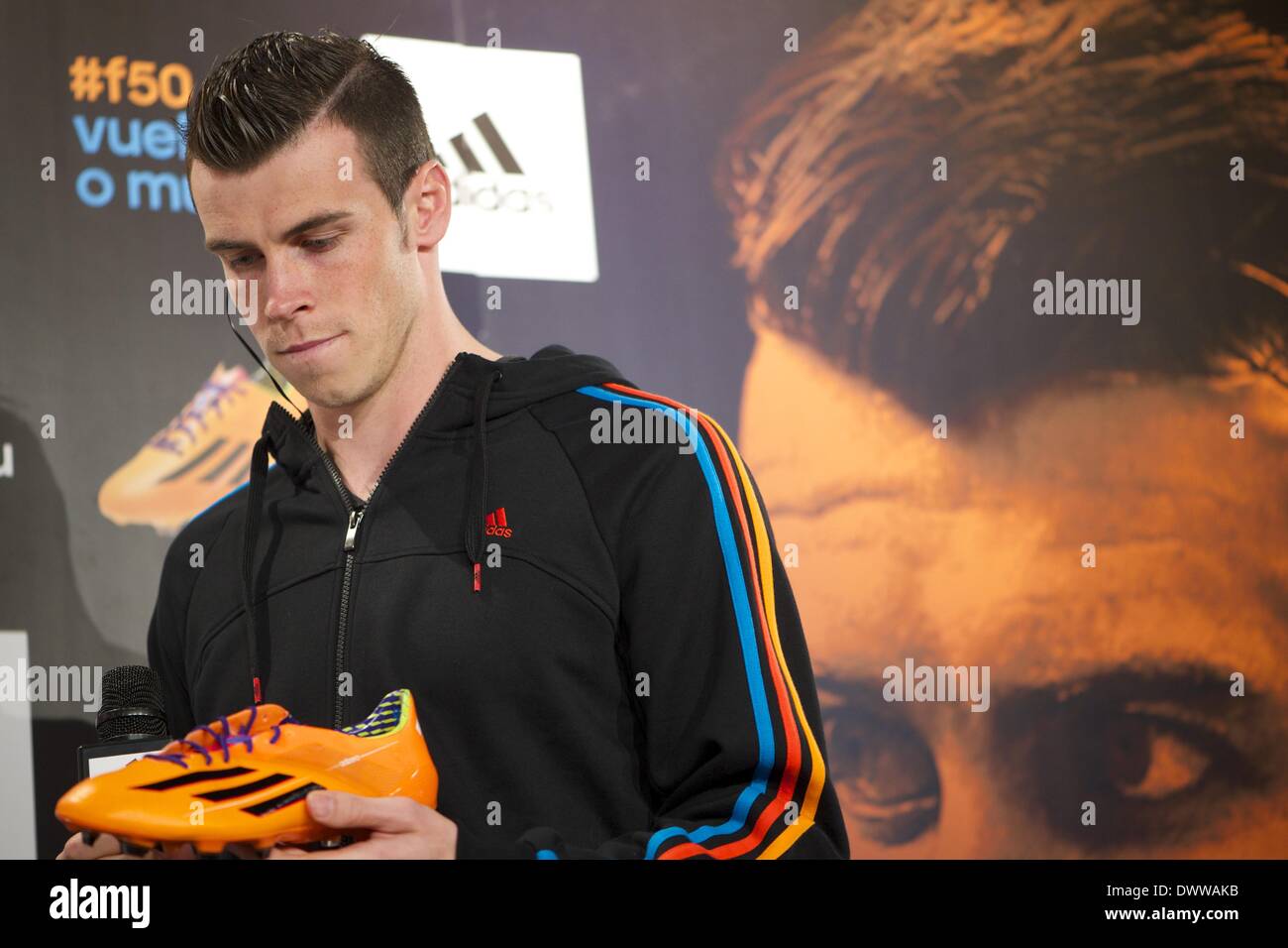 Madrid, Spain. 13th Mar, 2014. Real Madrid star, GARETH BALE, presents his  new boot, Adidas Predator, at Adidas Santiago Bernabeu Store. Credit: Jack  Abuin/ZUMAPRESS.com/Alamy Live News Stock Photo - Alamy