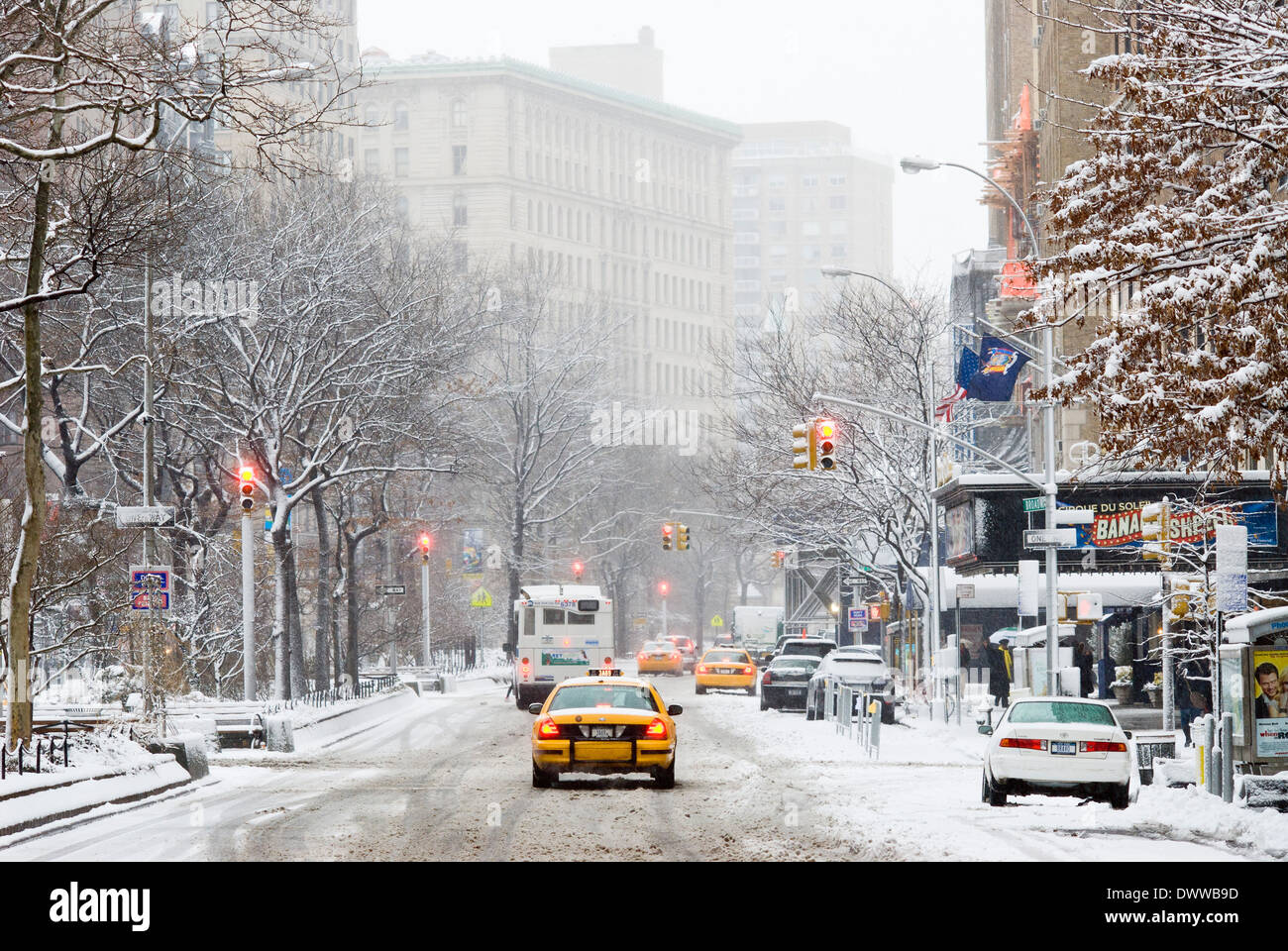 New York winter snowstorm street New York City Manhattan Stock Photo