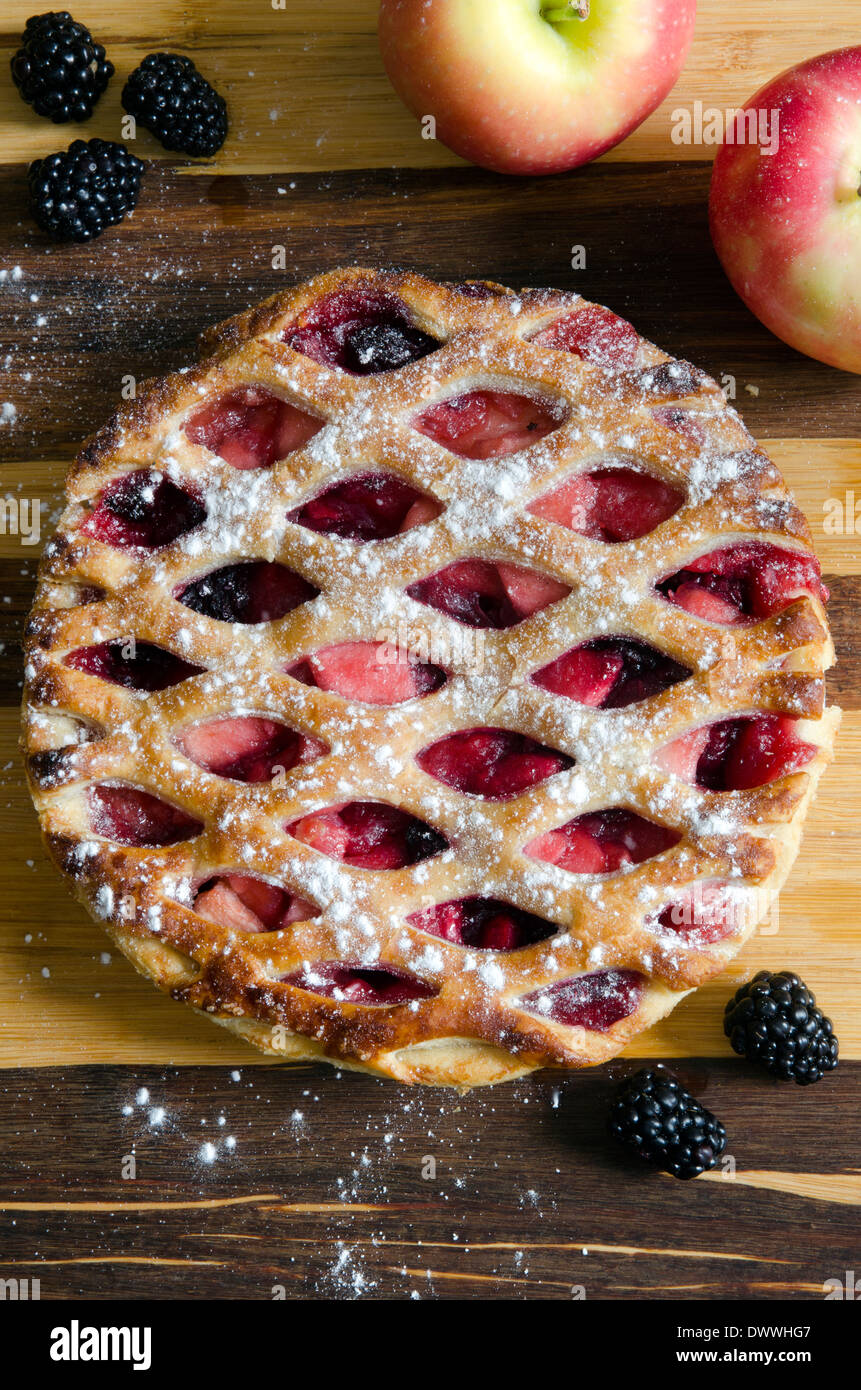 Bramley apple pie hi-res stock photography and images - Alamy