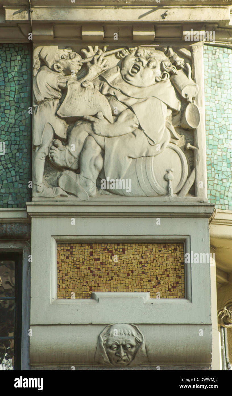 exterior of blackfriars pub, London.  Relief of a dominican friar Stock Photo