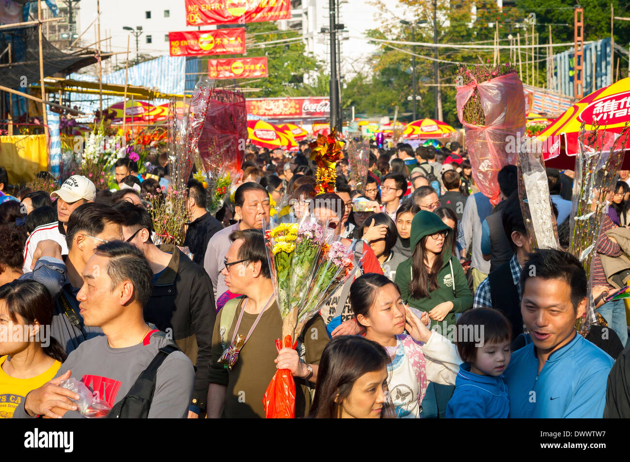 A busy day at the new year flower market in Victoria Park, Hong Kong Stock Photo