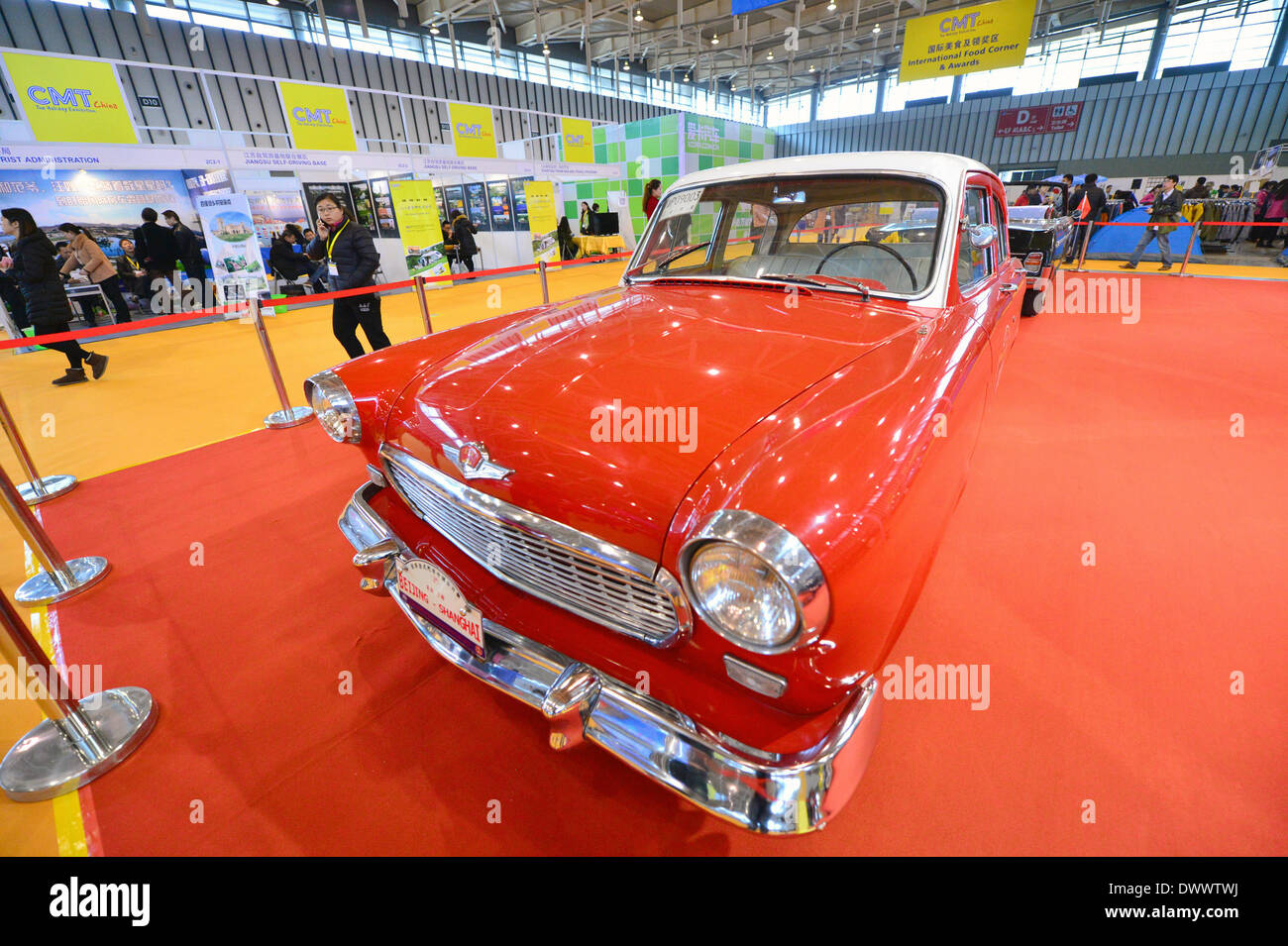Vintage car service center hires stock photography and images Alamy