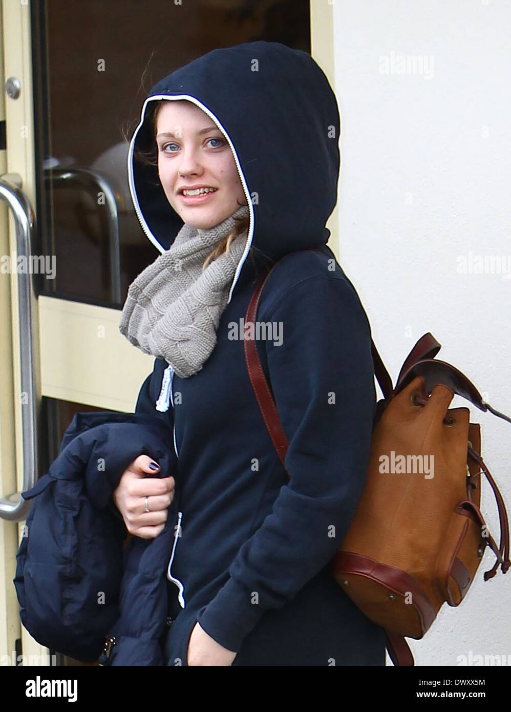 ella-henderson-x-factor-contestants-arrive-at-the-rehearsal-studios