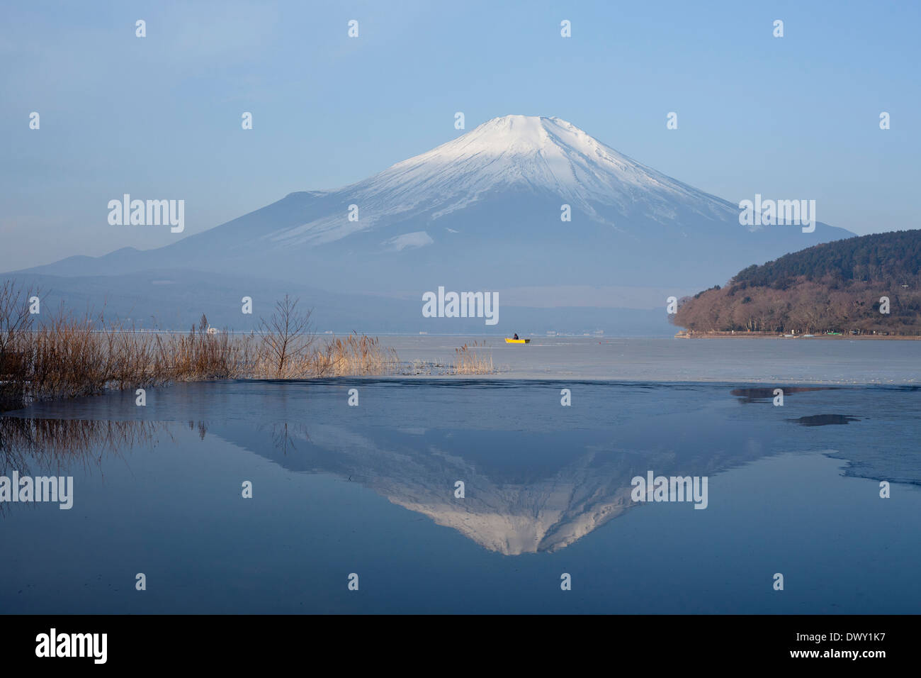 Fuji Water High Resolution Stock Photography and Images - Alamy