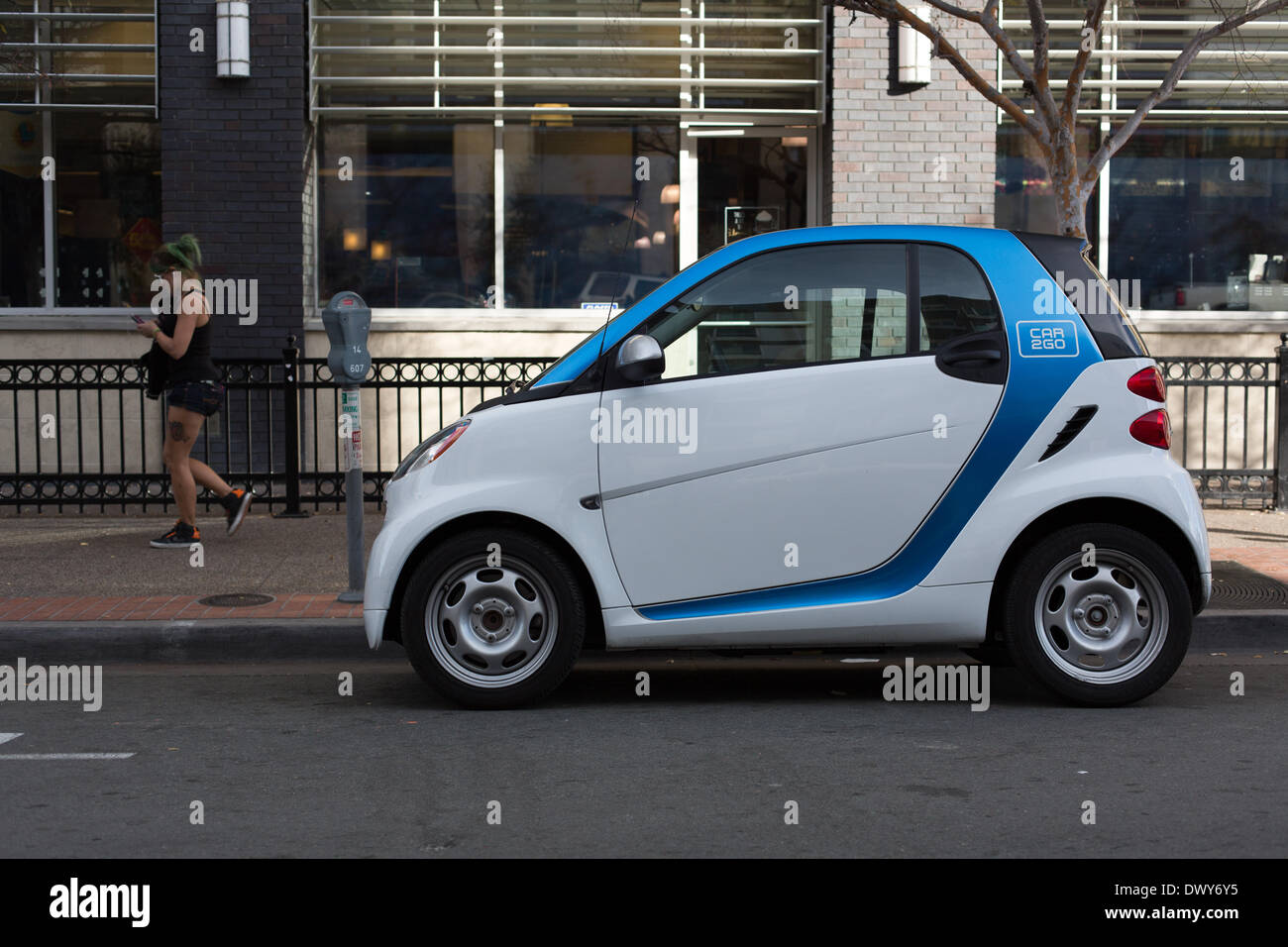 Car2Go is a carsharing service that charges by the minute. All 300 Smarts in San Diego are electric. 18 January 2014. Stock Photo