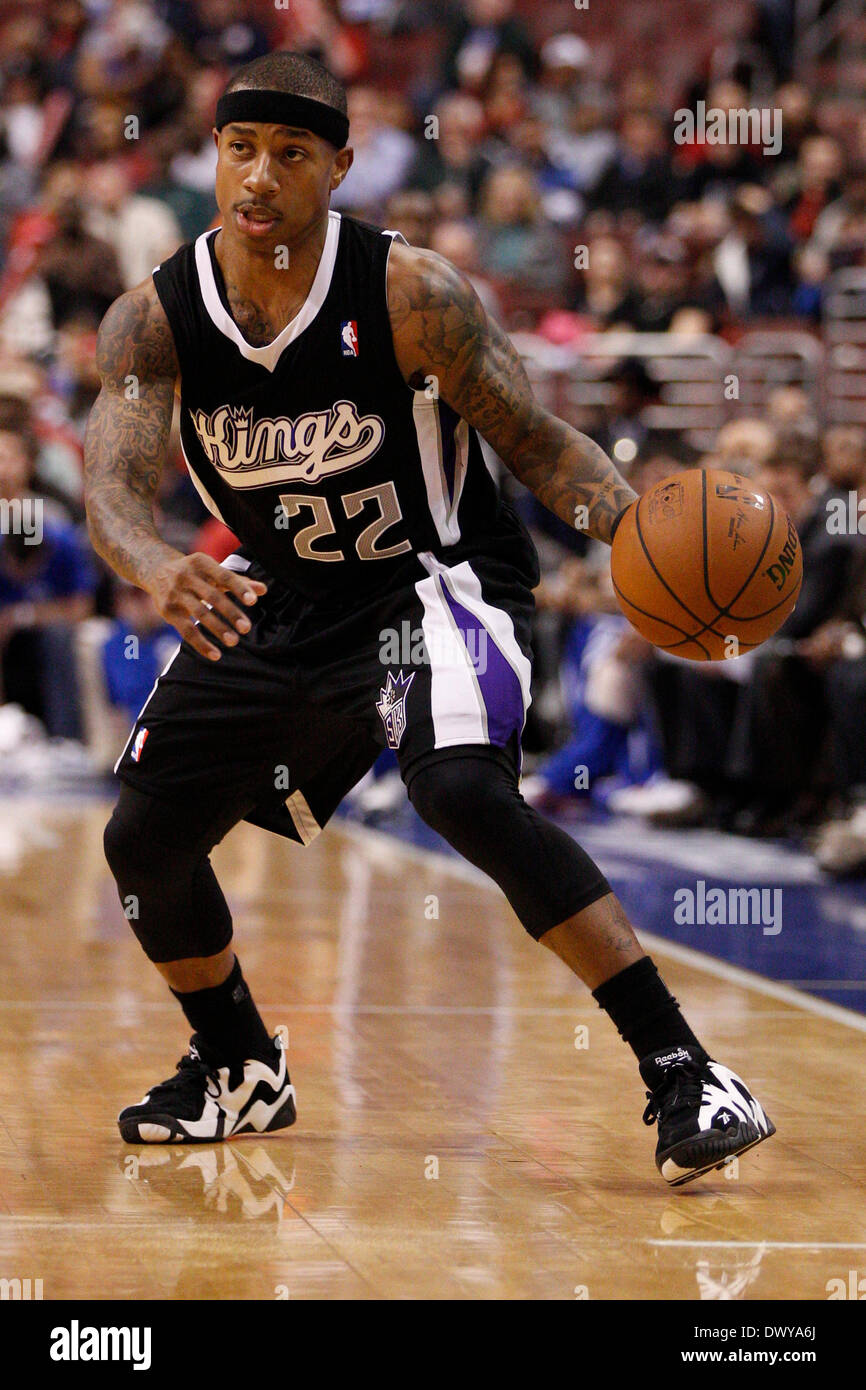 isaiah thomas sacramento kings jersey