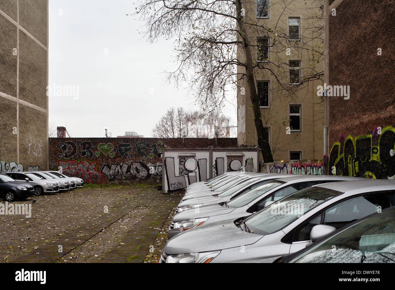 Gebrauchtwagenhaendlers hires stock photography and images Alamy