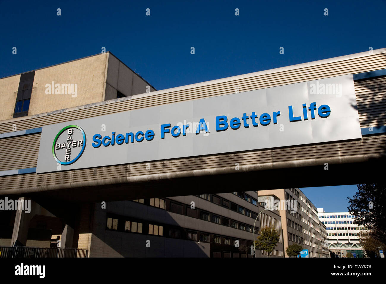 Bayer Pharma High Resolution Stock Photography and Images Alamy