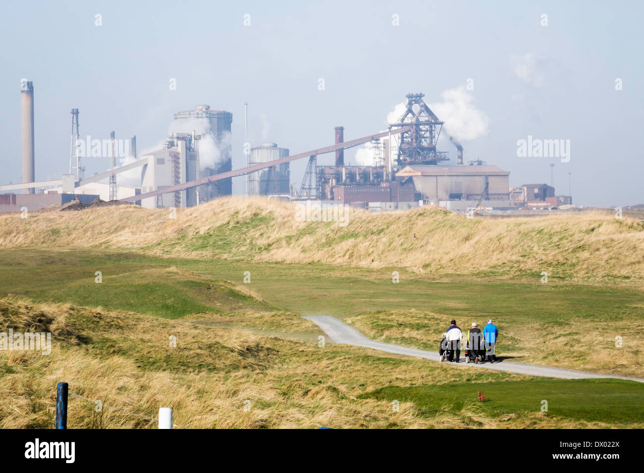 Redcar Blast Furnace of Thai company SSI steel works with Cleveland Golf Course in the foreground Stock Photo