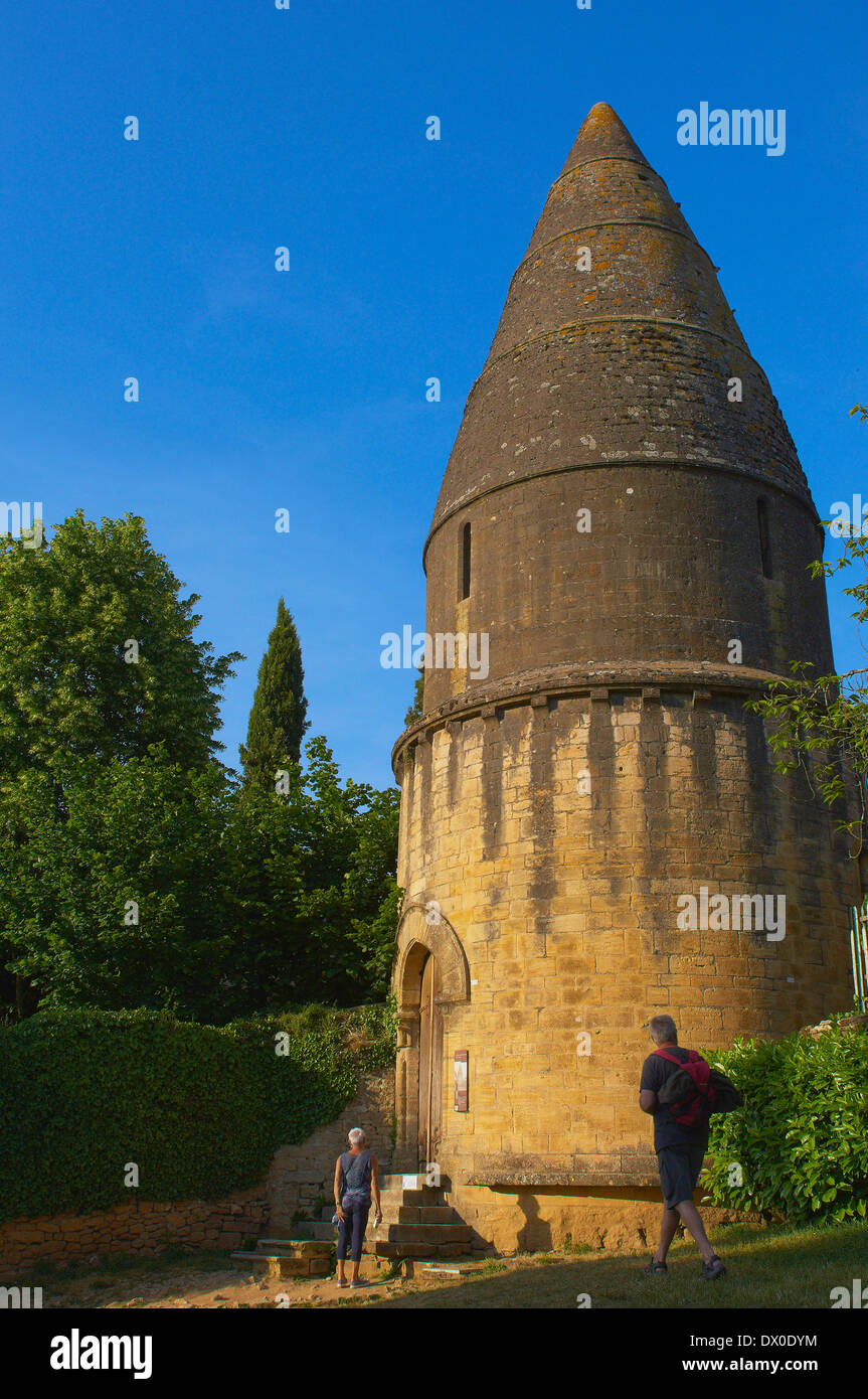 Lanterne des morts, Sarlat Stock Photo - Alamy