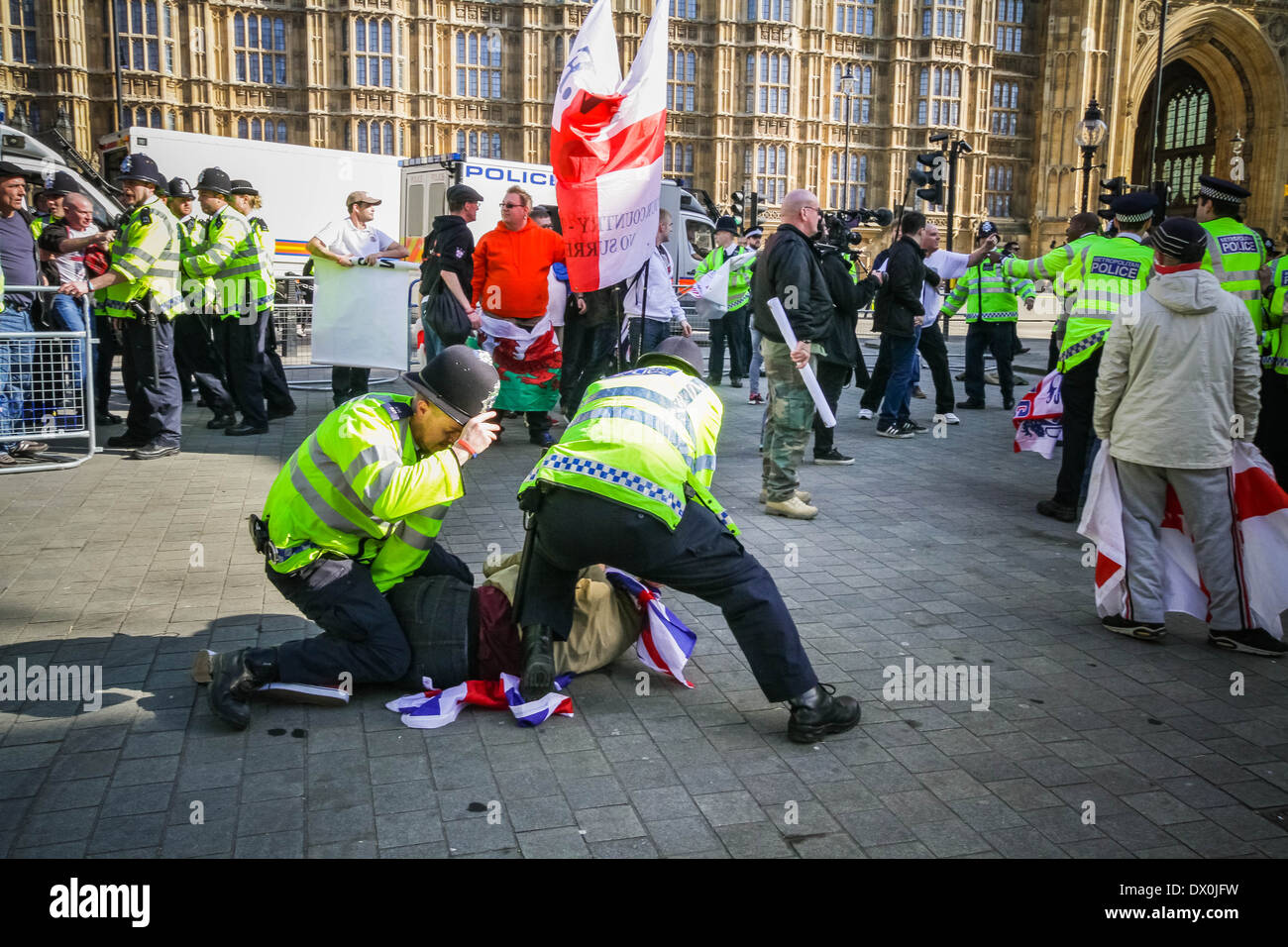 Clashes and arrests during EVF (English Volunteer Forces) protest march in London Stock Photo