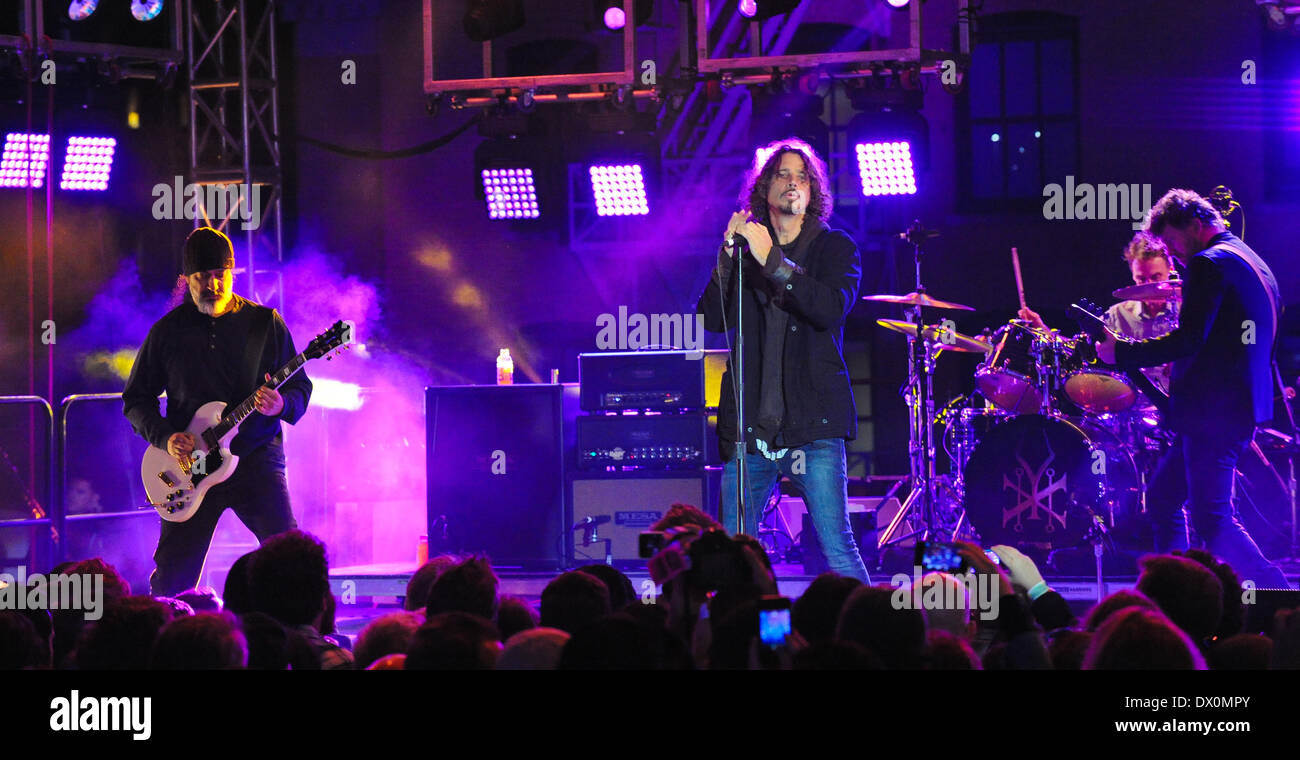 Austin, Texas, USA. 14th Mar, 2014. (L-R) Kim Thayil, Chris Cornell, Matt Cameron and Ben Shepherd of Soundgarden perform in concert at the Guitar Center Direct TV live stream show from a roof top party during South By Southwest (SXSW) on March 14, 2014 in Austin, Texas - USA (Photo by Manuel Nauta/NurPhoto) Credit:  Manuel Nauta/NurPhoto/ZUMAPRESS.com/Alamy Live News Stock Photo
