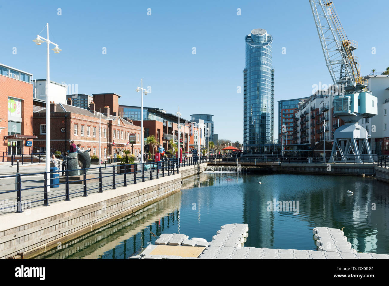 Old dockyard crane hi-res stock photography and images - Alamy