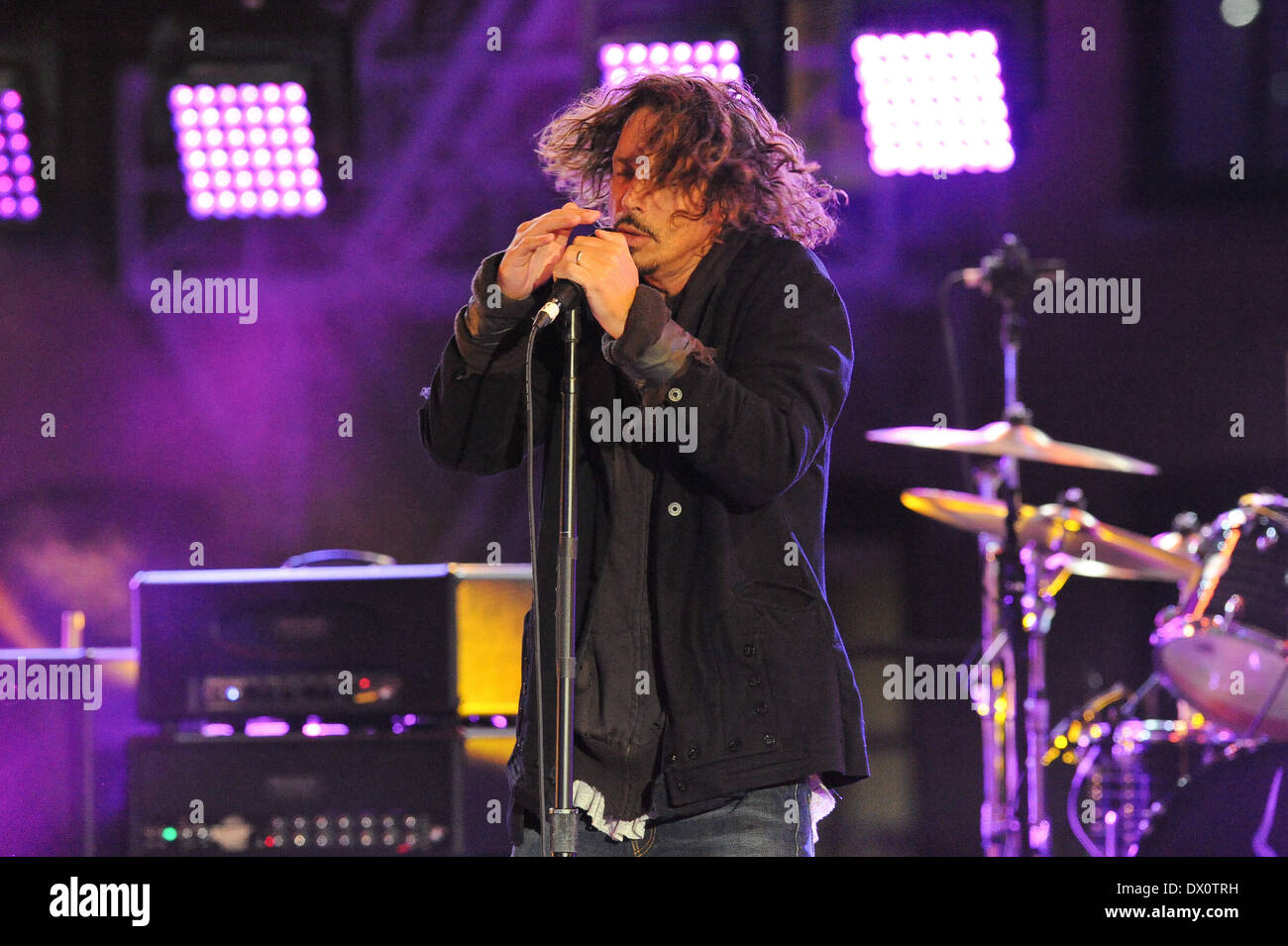 Austin, Texas, USA. 14th Mar, 2014. Chris Cornell of Soundgarden performs in concert at the Guitar Center Direct TV live stream show from a roof top party during South By Southwest (SXSW) on March 14, 2014 in Austin, Texas - USA (Photo by Manuel Nauta/NurPhoto) © Manuel Nauta/NurPhoto/ZUMAPRESS.com/Alamy Live News Stock Photo