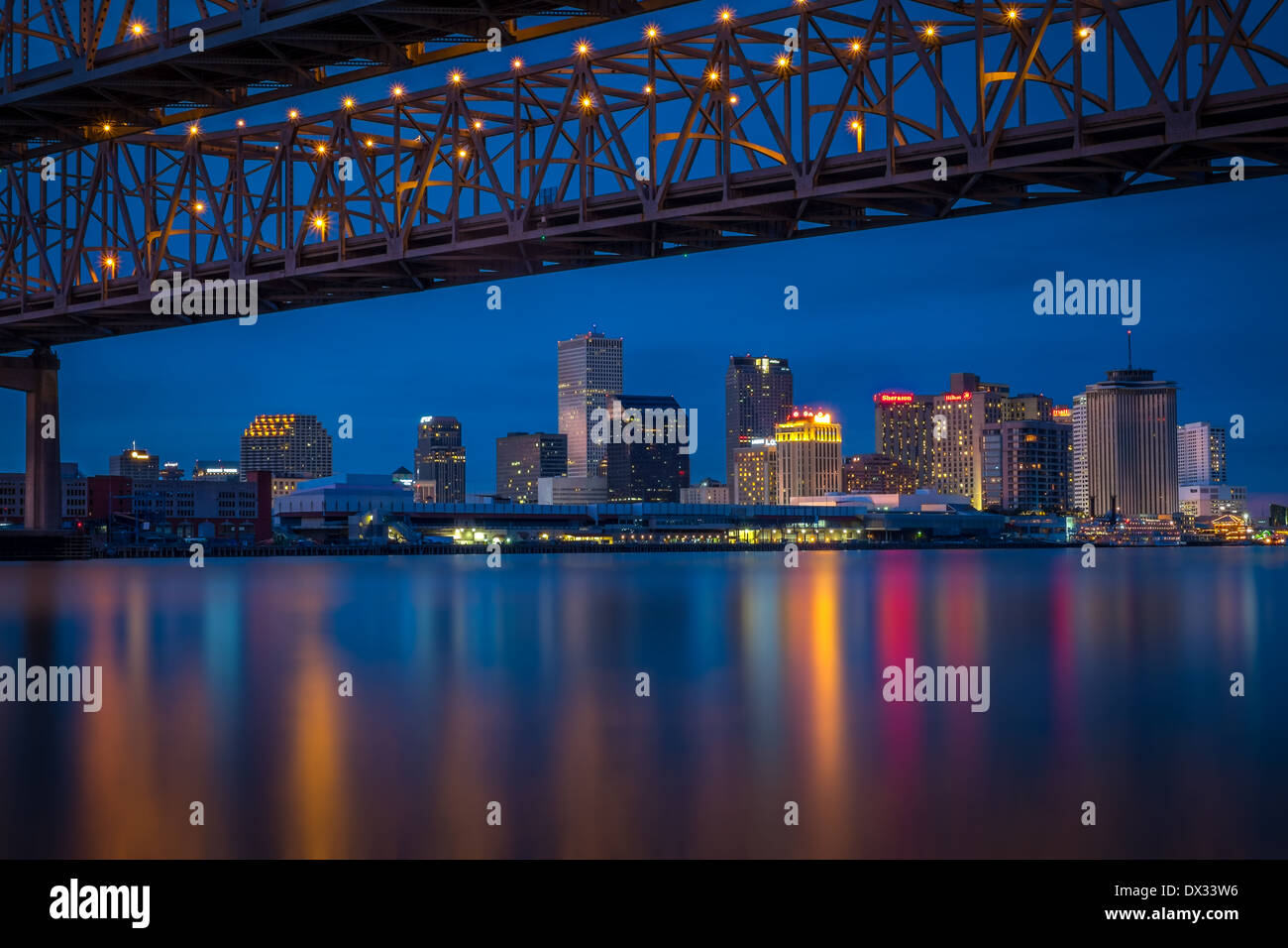 New orleans night skyline hi-res stock photography and images - Alamy
