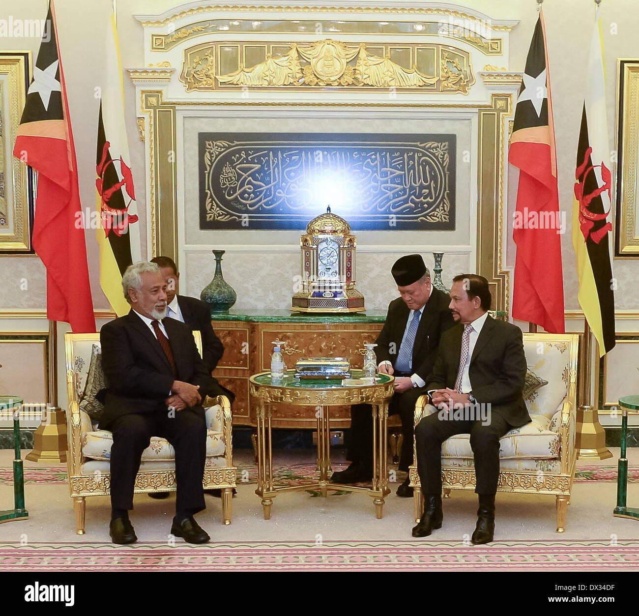 Bandar Seri Begawan Brunei 18th Mar 2014 Timor Leste S Prime Minister Xanana Gusmao L Front Meets With Brunei S Sultan Hassanal Bolkiah R Front In Bandar Seri Begawan Brunei March 17 2014 Xanana
