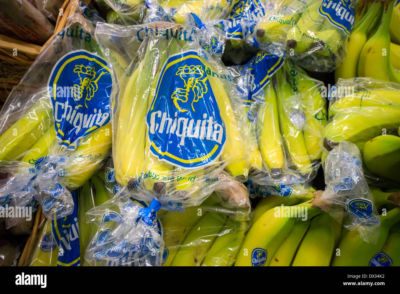 Fyffes bananas hires stock photography and images Alamy