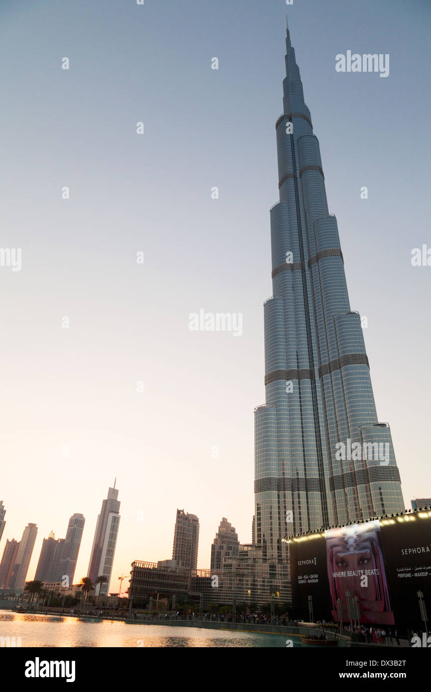 Wide angle view of the Burj Khalifa building at dusk, Dubai, UAE, United Arab Emirates Middle East Stock Photo
