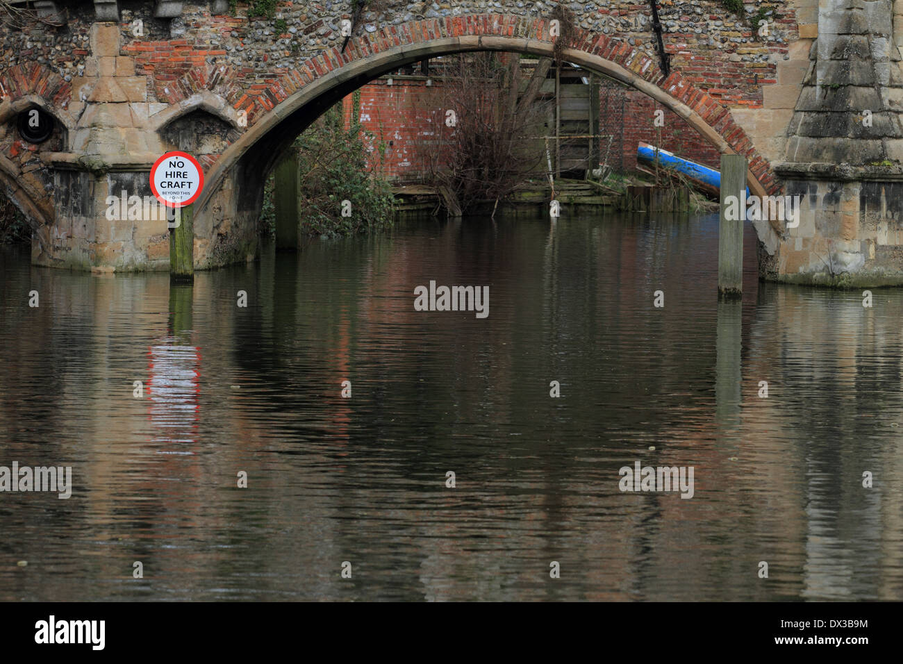 bridge, wensum river,arch,norwich Stock Photo Alamy