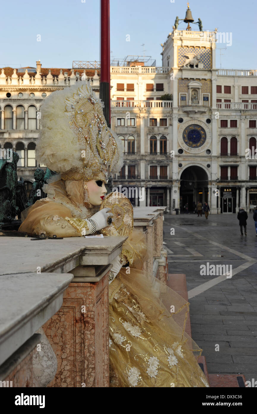 Masked carnival venice carnival hi-res stock photography and images - Alamy