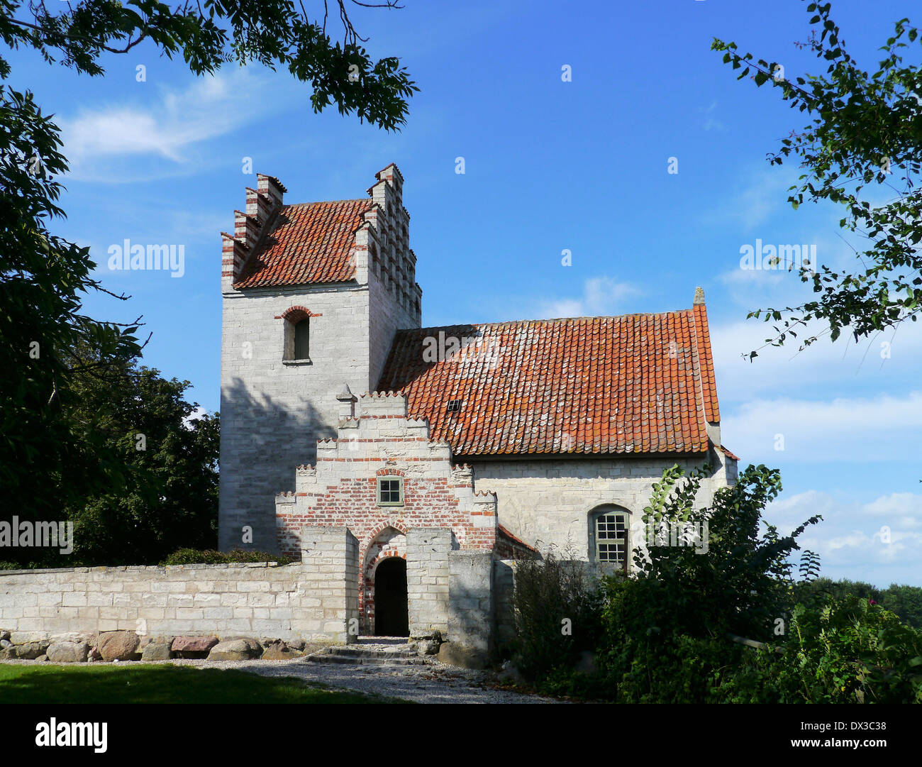 H jerup Gamle Kirke Stevns Klint Zealand Denmark Stock Photo Alamy h-jerup-gamle-kirke-stevns-klint-zealand-denmark-stock-photo-alamy