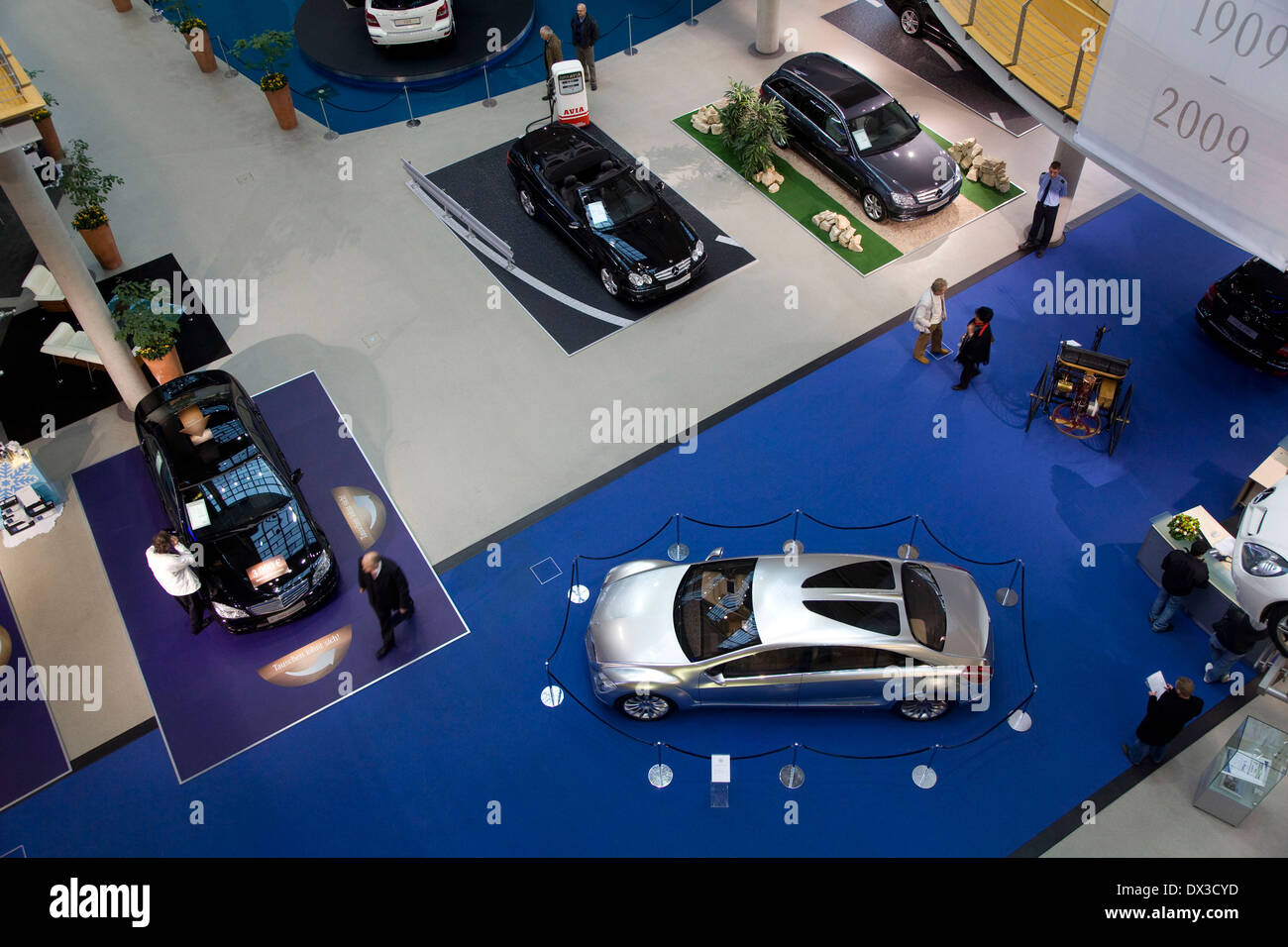 Mercedes benz dealership high resolution stock photography and images