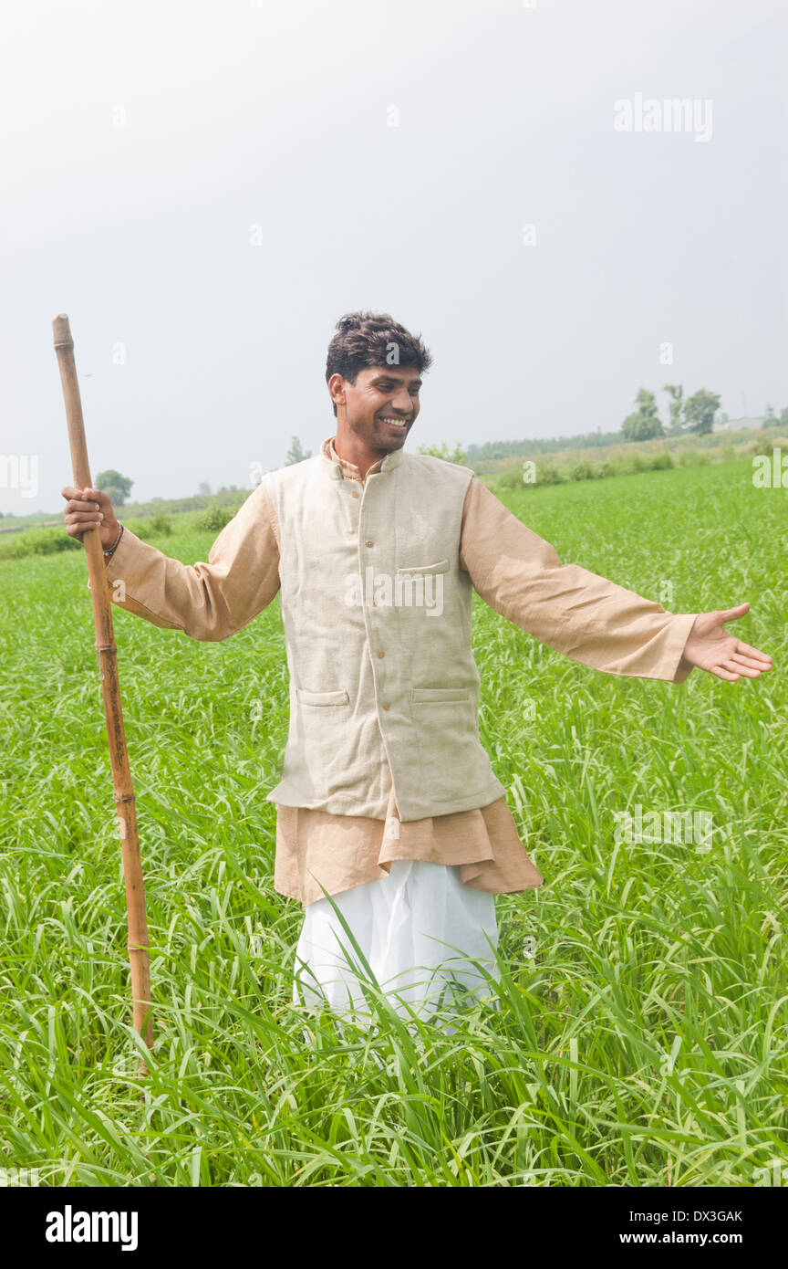 1 Indian Farmer Standing in Field Stock Photo - Alamy