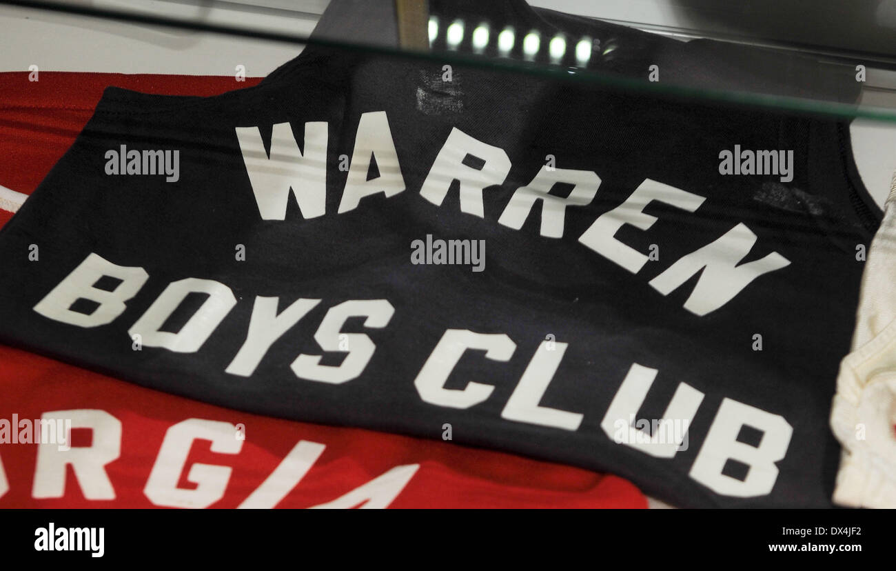 Atmosphere Evander Holyfield’s official 50th birthday celebration and