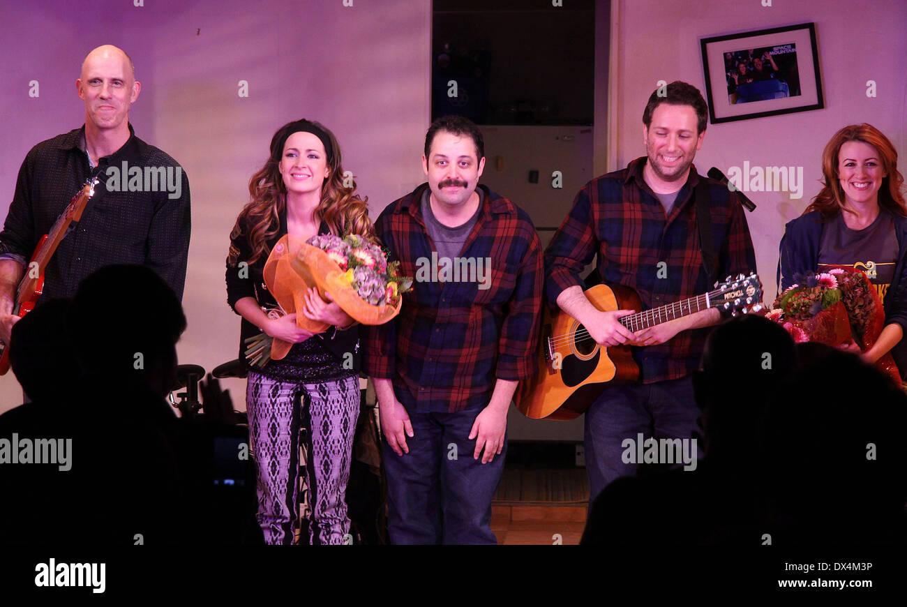 Ken Triwush, Hannah Elless, Steve Rosen, David Rossmer and Kate Wetherhead Opening night of the comedy 'The Other Josh Cohen' at the SoHo Playhouse – Curtain Call Where: New York City, United States When: 19 Oct 2012 Stock Photo