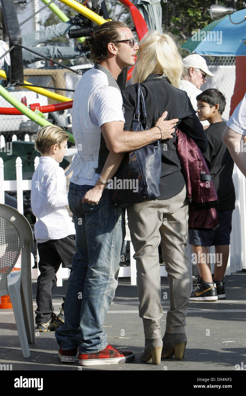 Gavin Rossdale, Gwen Stefani and son Kingston Rossdale At Shawn's