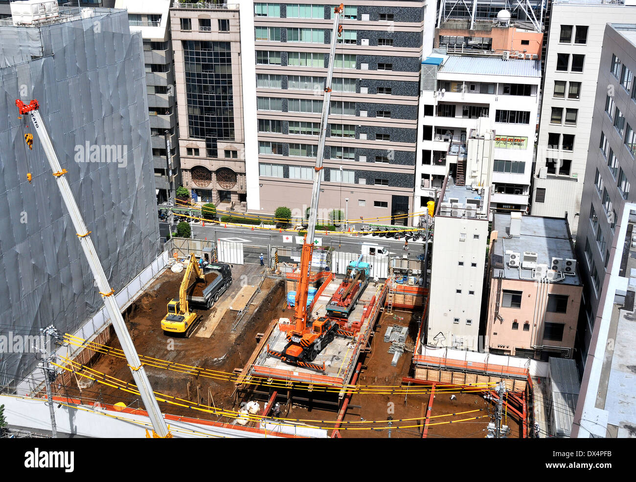 building construction Shinjuku Tokyo Japan Stock Photo Alamy