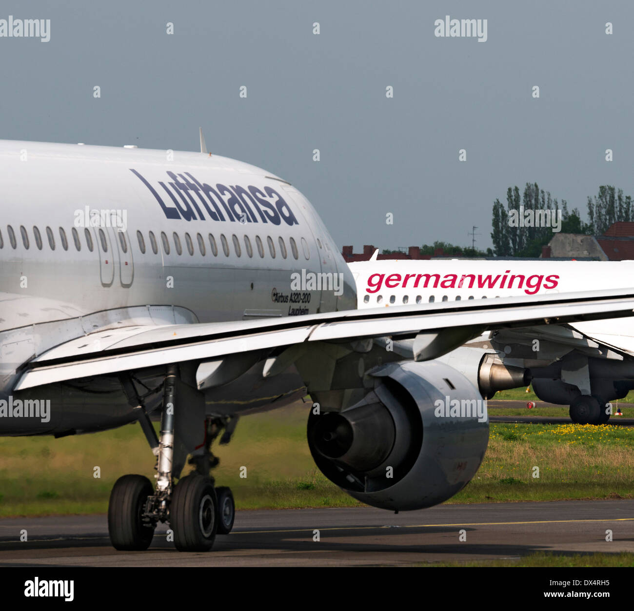 Lufthansa German Wings Stock Photo Alamy