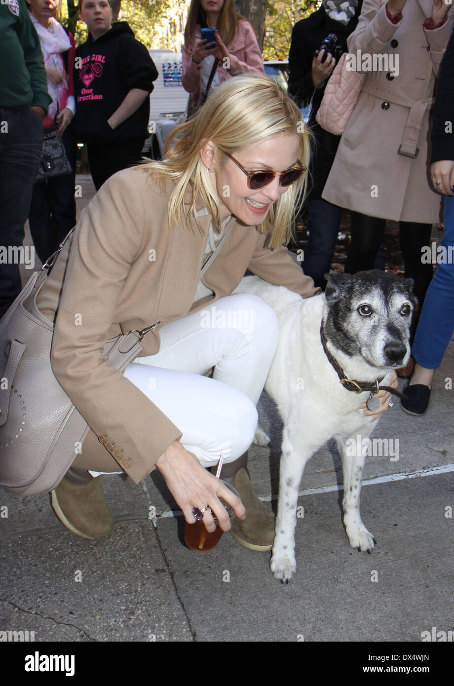 Kelly Rutherford on the set of 'Gossip Girl' Featuring: Kelly ...