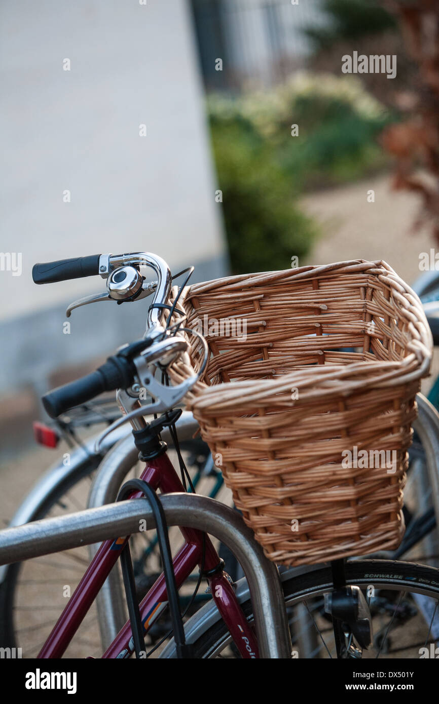wicker bike basket uk