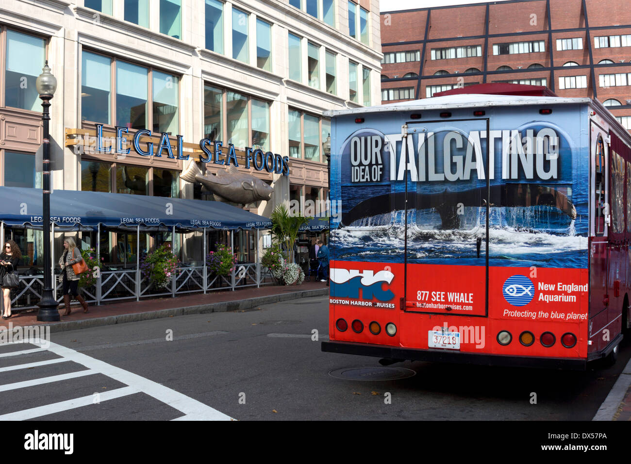 Bus boston hires stock photography and images Alamy