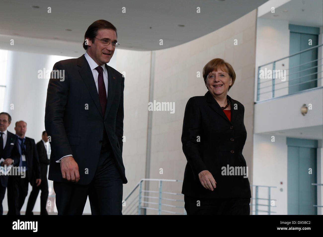 Berlin, Germany. Mars 18Th, 2014. The Chancellor receives the Portuguese Prime Minister Pedro Passos Coelho in the Chancellor's Office in Berlin to exchange views in the small Kreis. Discusses issues were the bilateral relations such as current European policy and international economic policy. / Picture: Pedro Passos Coelho, portuguese Prime Minister and German Chancellor Angela Merkel Credit:  Reynaldo Chaib Paganelli/Alamy Live News Stock Photo