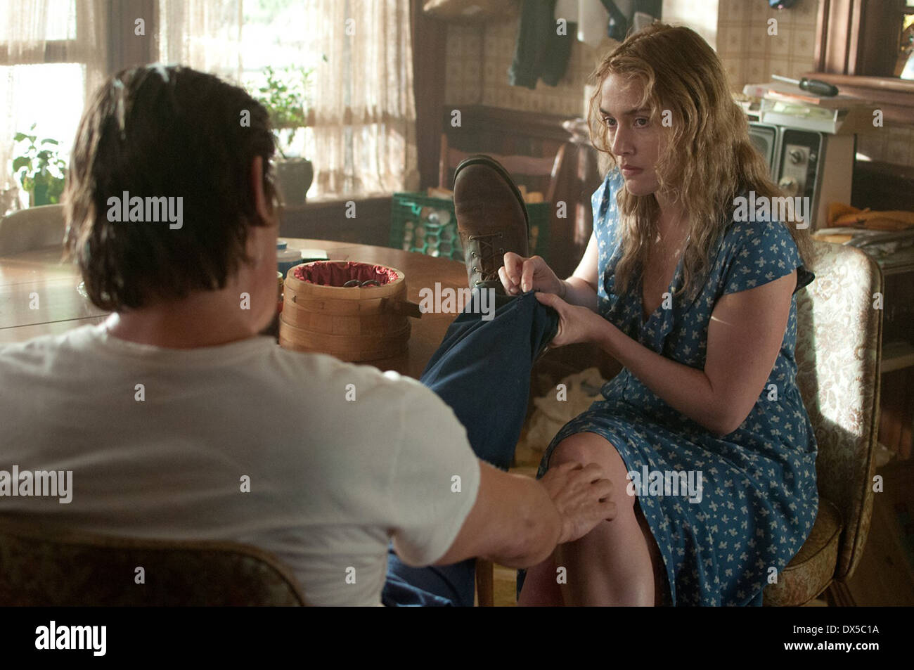 LABOR DAY (2013) JOSH BROLIN KATE WINSLET JASON REITMAN (DIR