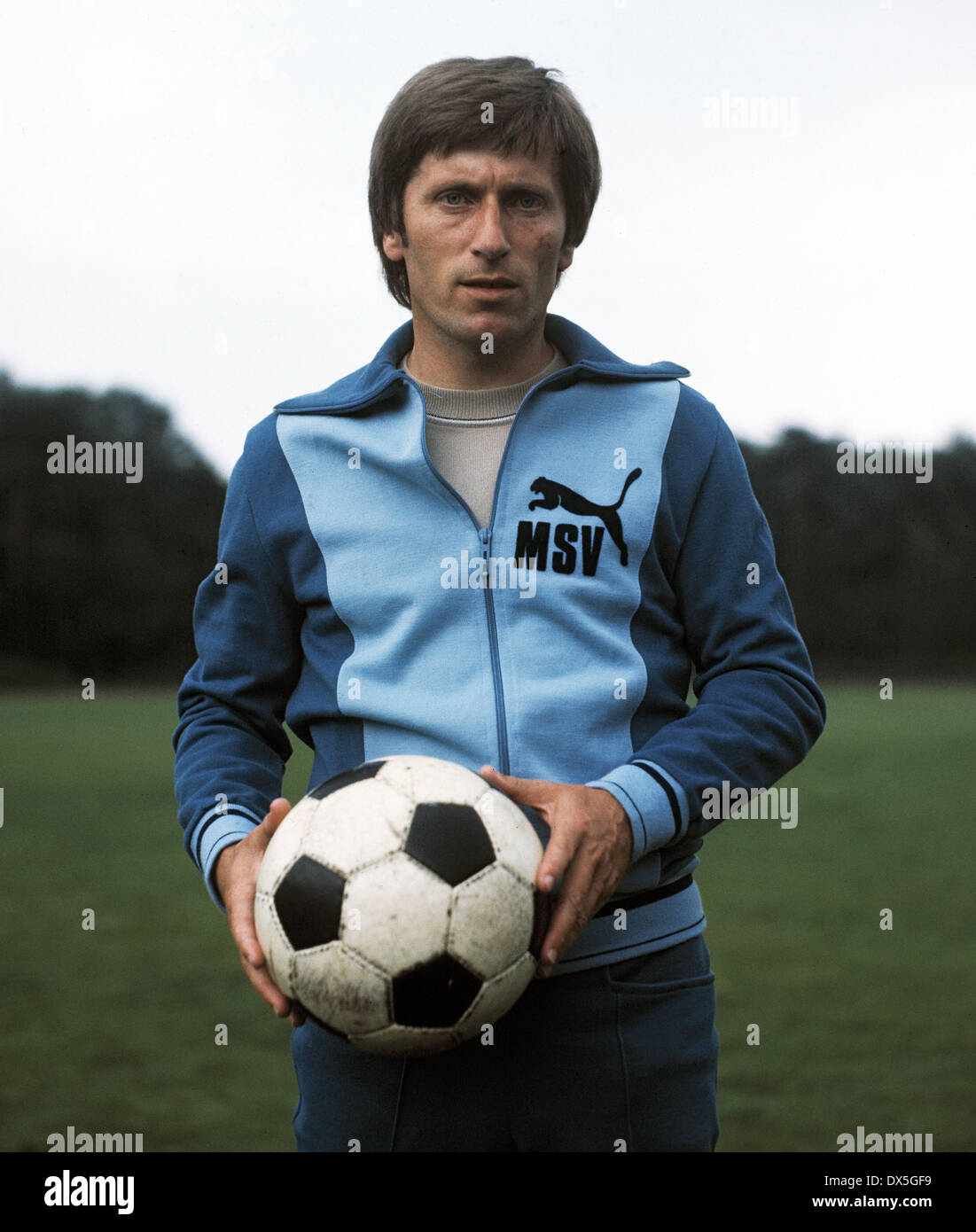 football, Bundesliga, 1975/1976, MSV Duisburg, team presentation, portrait coach Willibert Kremer Stock Photo