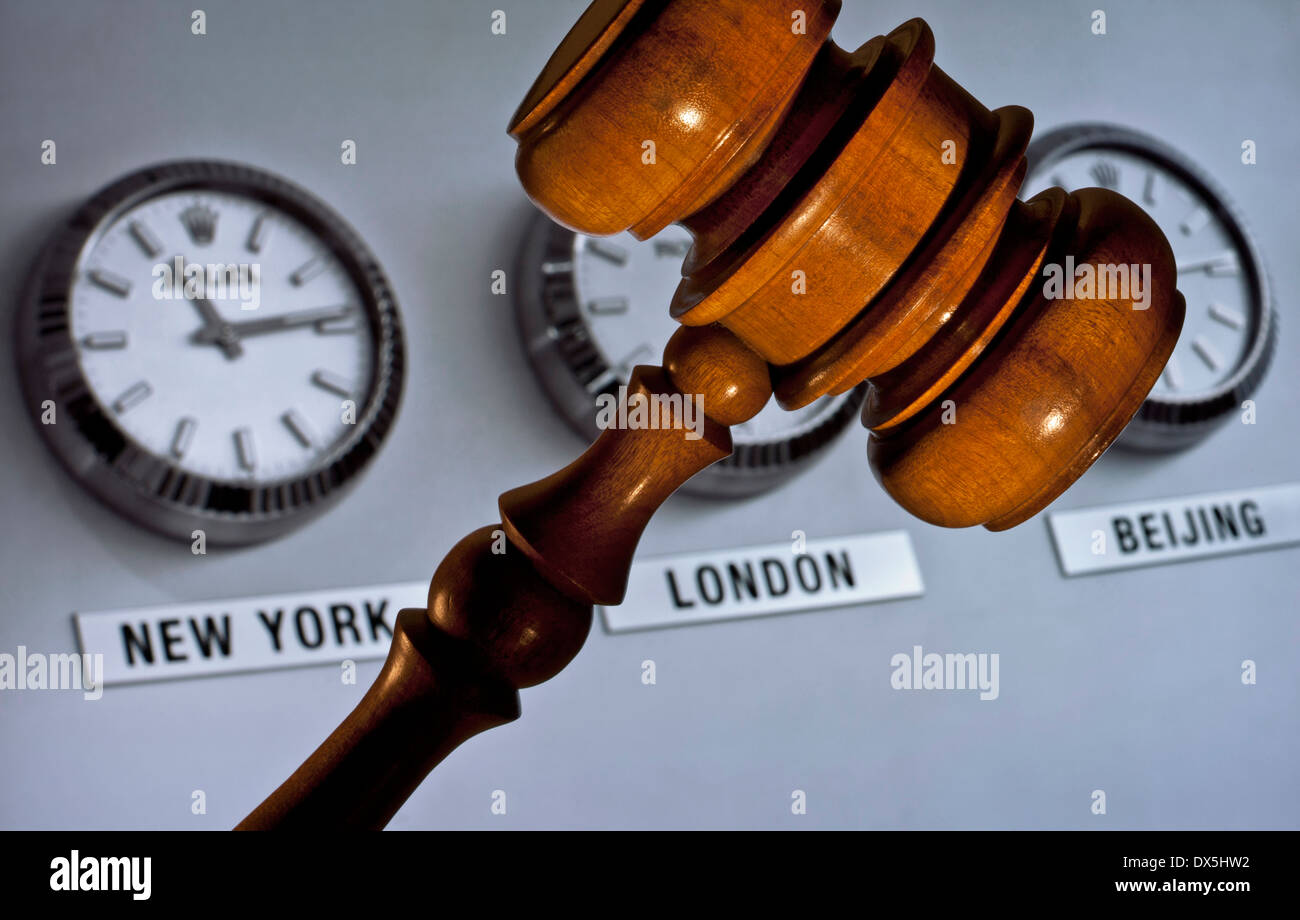 World time zone clocks hi-res stock photography and images - Alamy