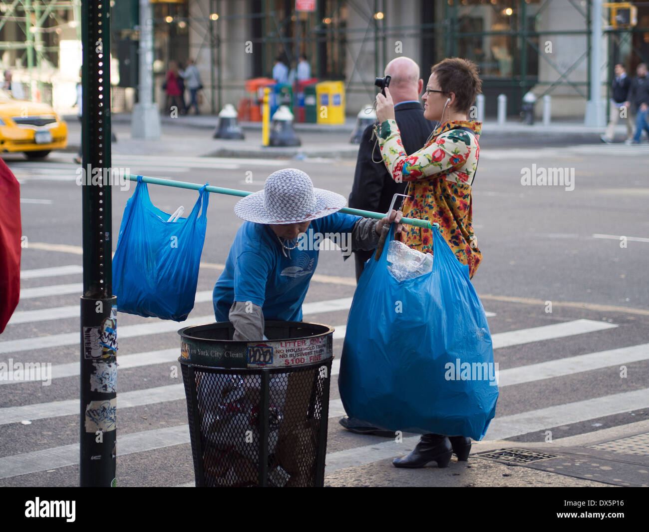 Nyc trash hires stock photography and images Alamy