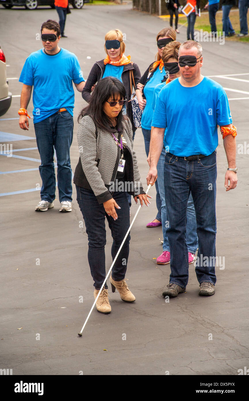 visitors-to-a-school-for-the-blind-in-tustin-ca-are-blindfolded-to-DX5PYX.jpg