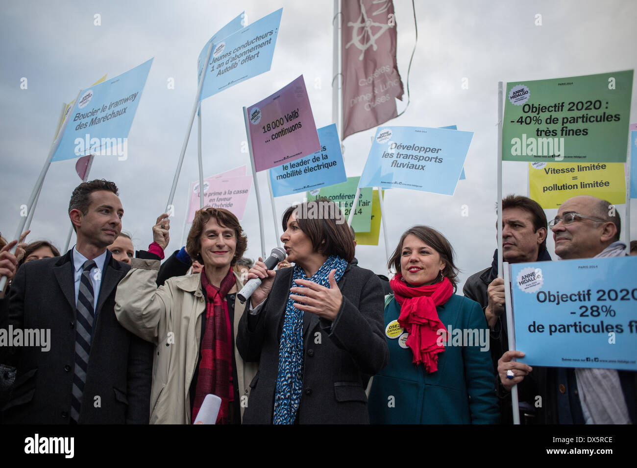 Paris, France. 18th Mar, 2014. Pop-up and collection of Anne Hidalgo themed Acting sustainably against pollution in Paris, France, on March 18, 2014. (Photo by Michael Bunel/NurPhoto) Credit:  Michael Bunel/NurPhoto/ZUMAPRESS.com/Alamy Live News Stock Photo
